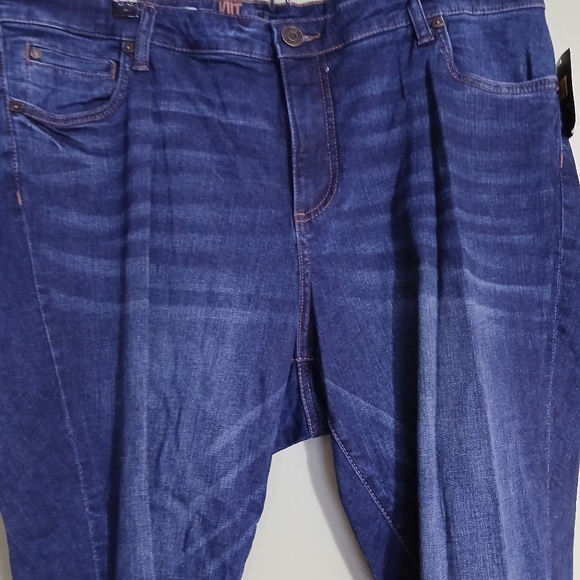KUT From the Kloth Woman CARLO Ankle Skinny Raw Hem Plus Size Jeans Size: 18 - Picture 14 of 14